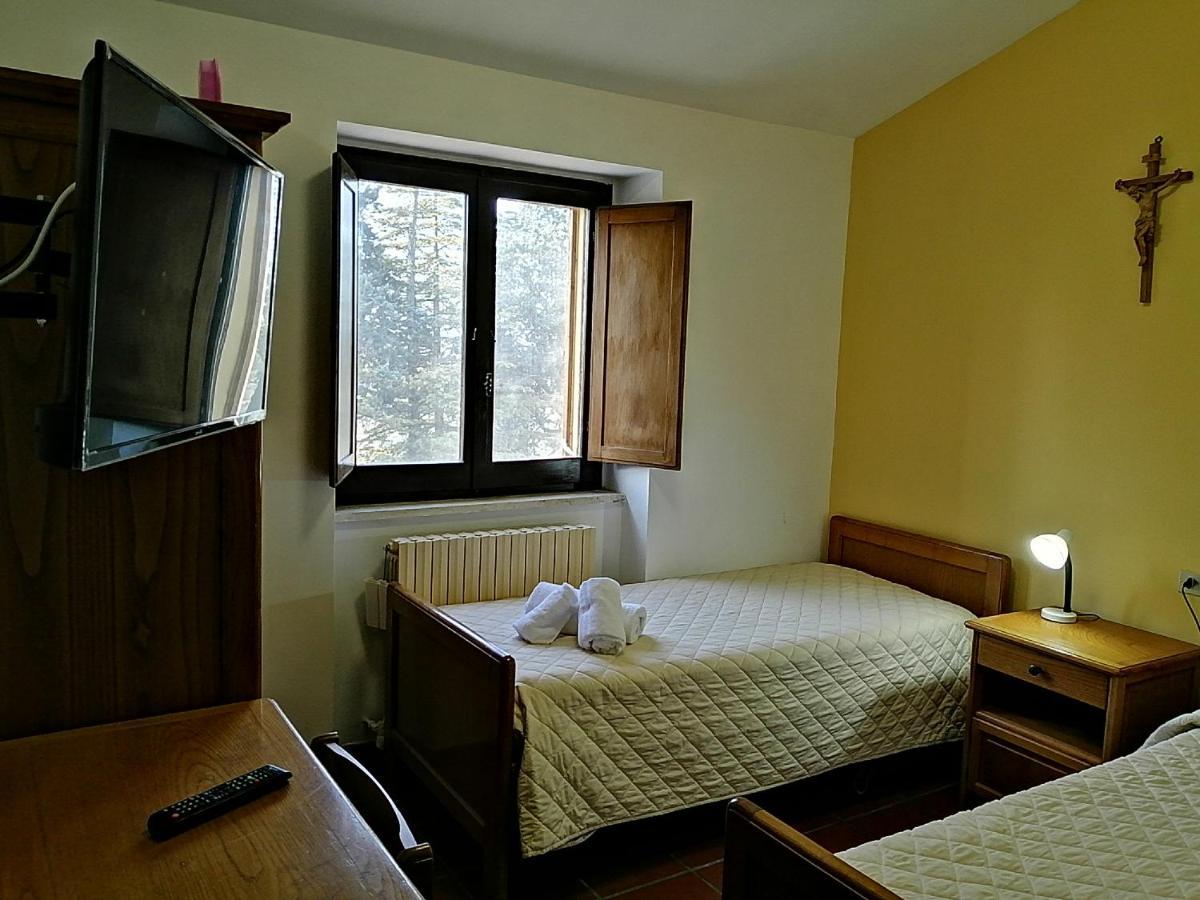 Villa Casa Per Ferie Ulivo D'Assisi Exterior foto