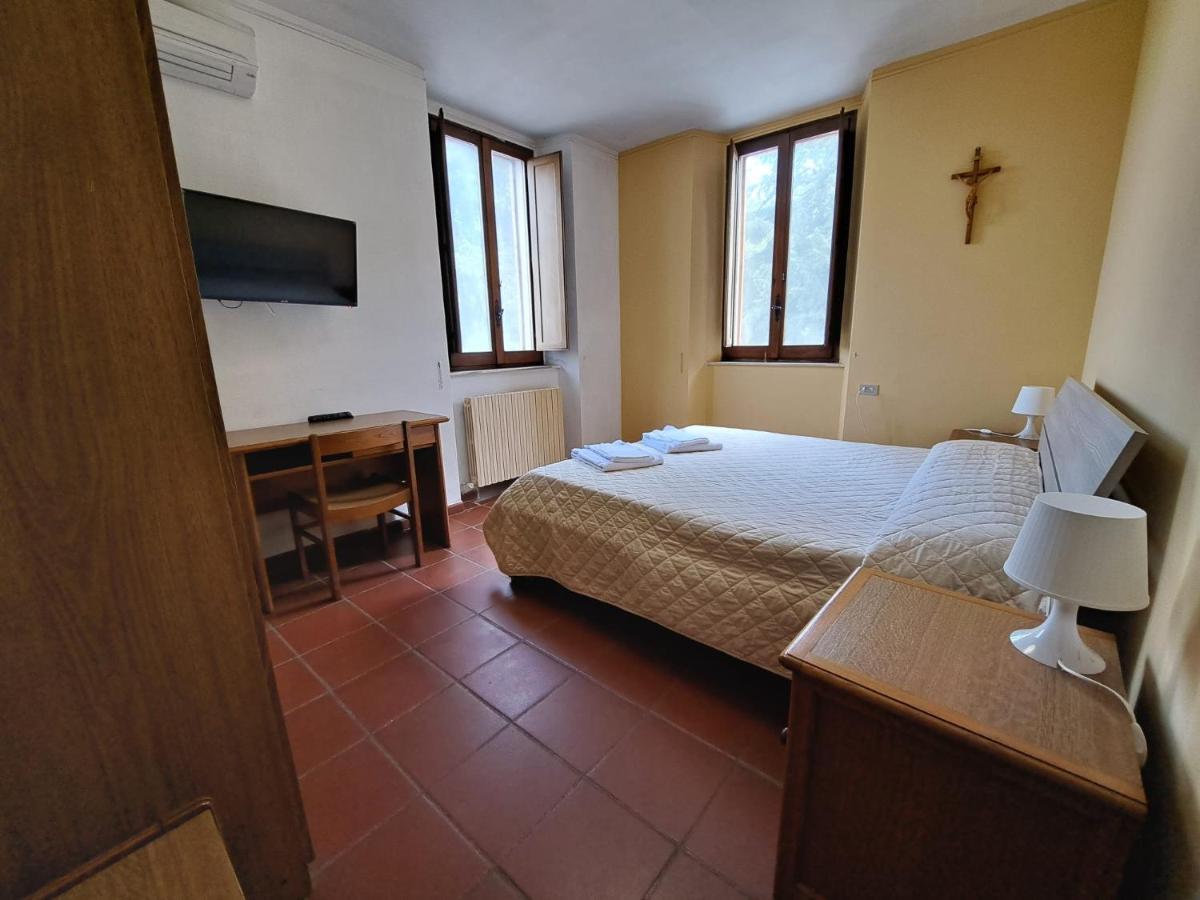 Villa Casa Per Ferie Ulivo D'Assisi Exterior foto