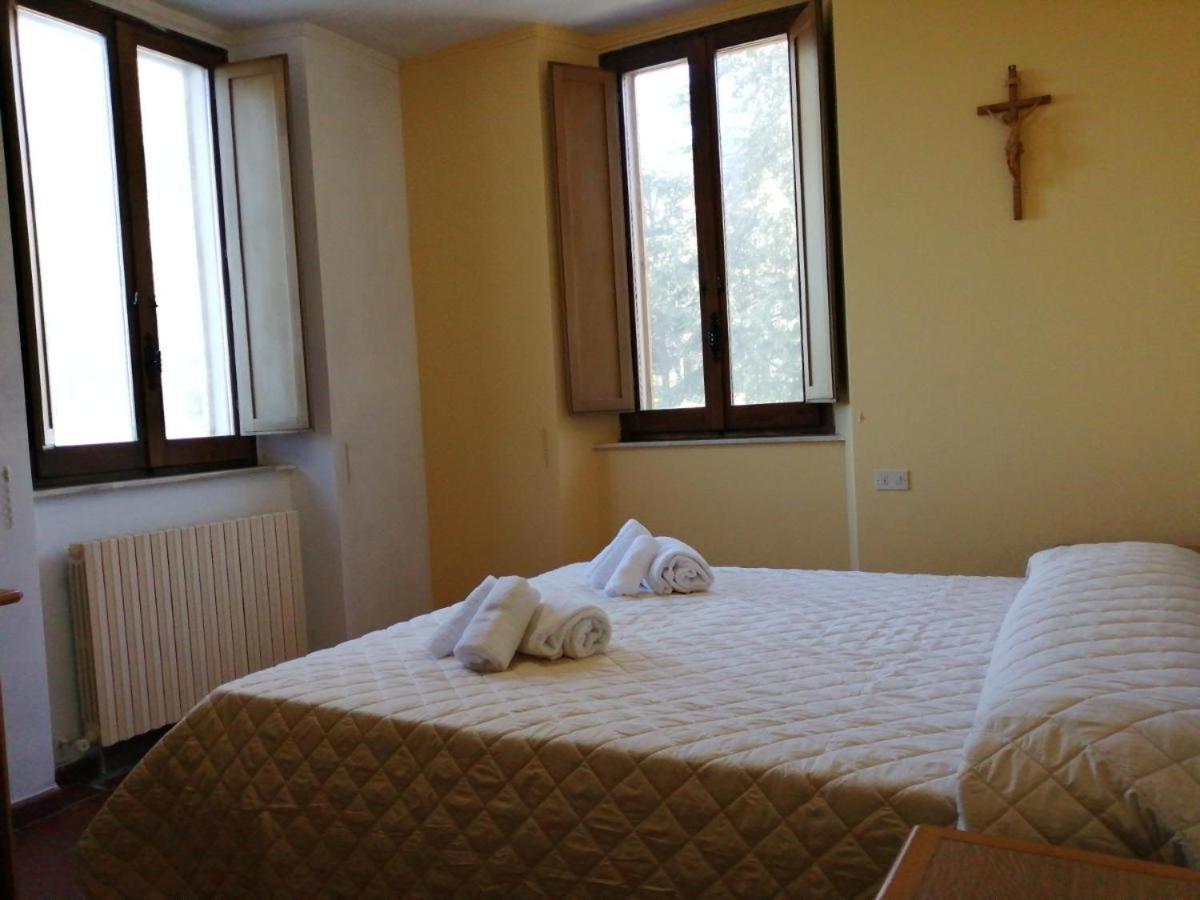 Villa Casa Per Ferie Ulivo D'Assisi Exterior foto